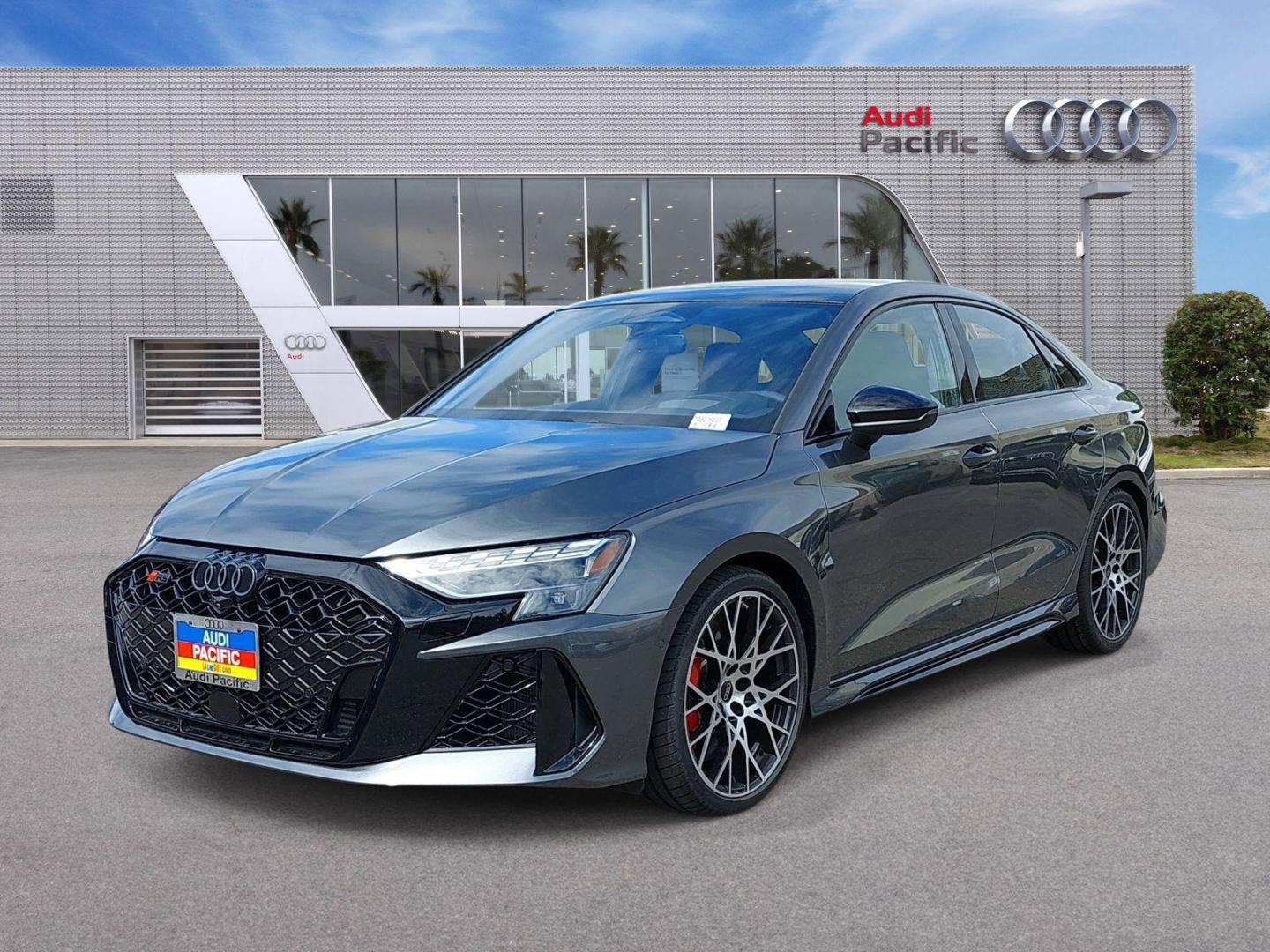 2026 Audi RS 3 2.5 TFSI quattro S tronic's photo