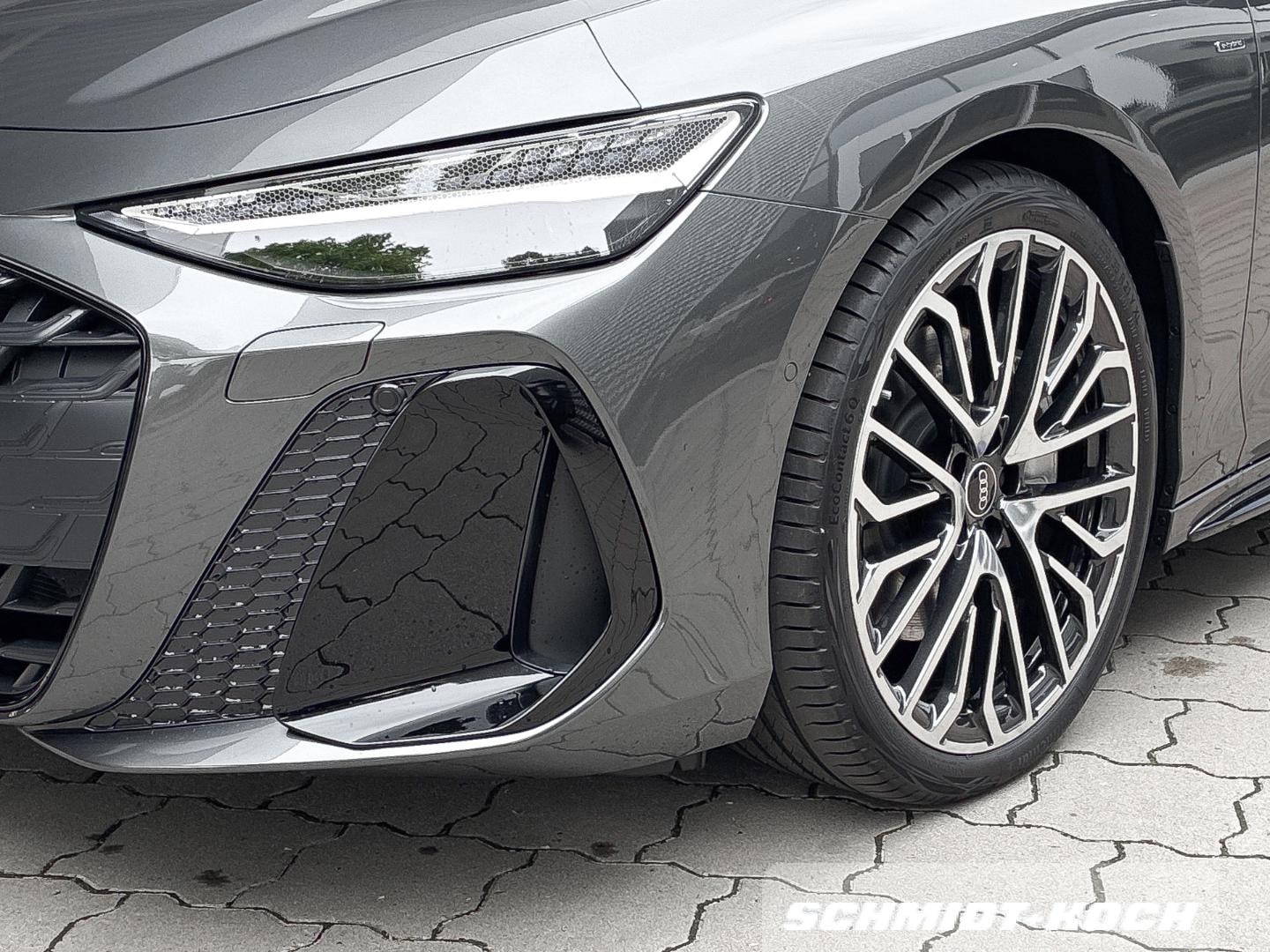 Bild über Audi A6 Avant e-hybrid e-hybrid quattro 220 kW S tronic - für weitere Informationen kontaktieren Sie den Audi Partner