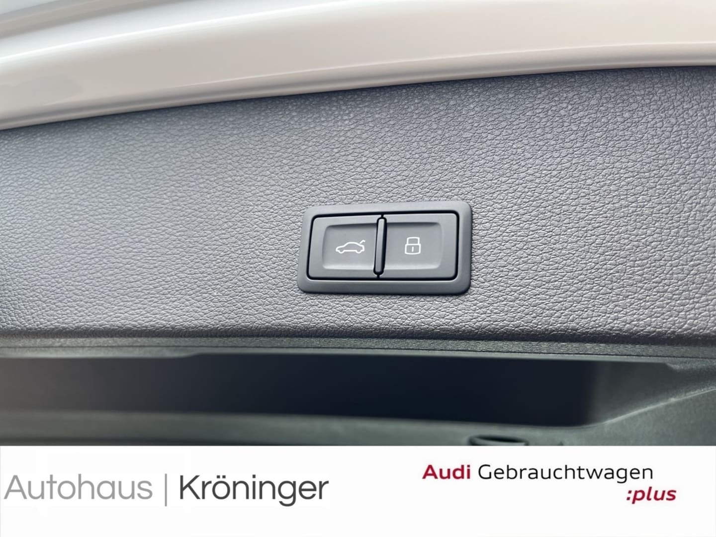 Bild über Audi Q2 S line 35 TFSI S tronic - für weitere Informationen kontaktieren Sie den Audi Partner