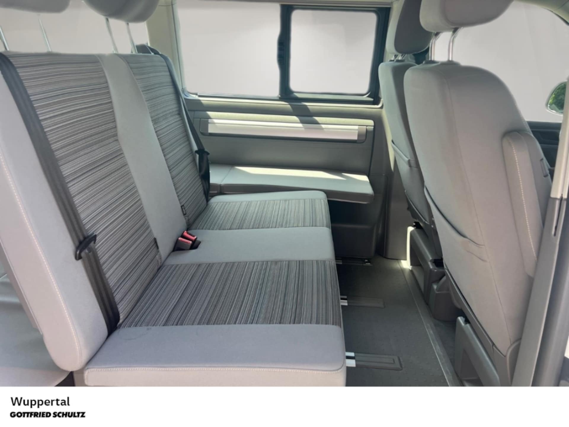Volkswagen T6.1 California Beach