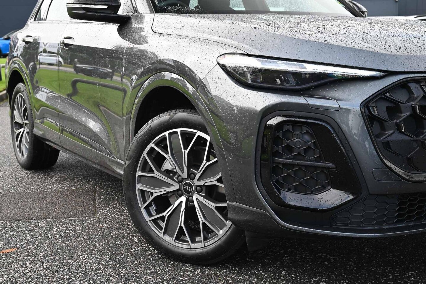 Image about Audi Q5 SUV TFSI quattro 200 kW sport