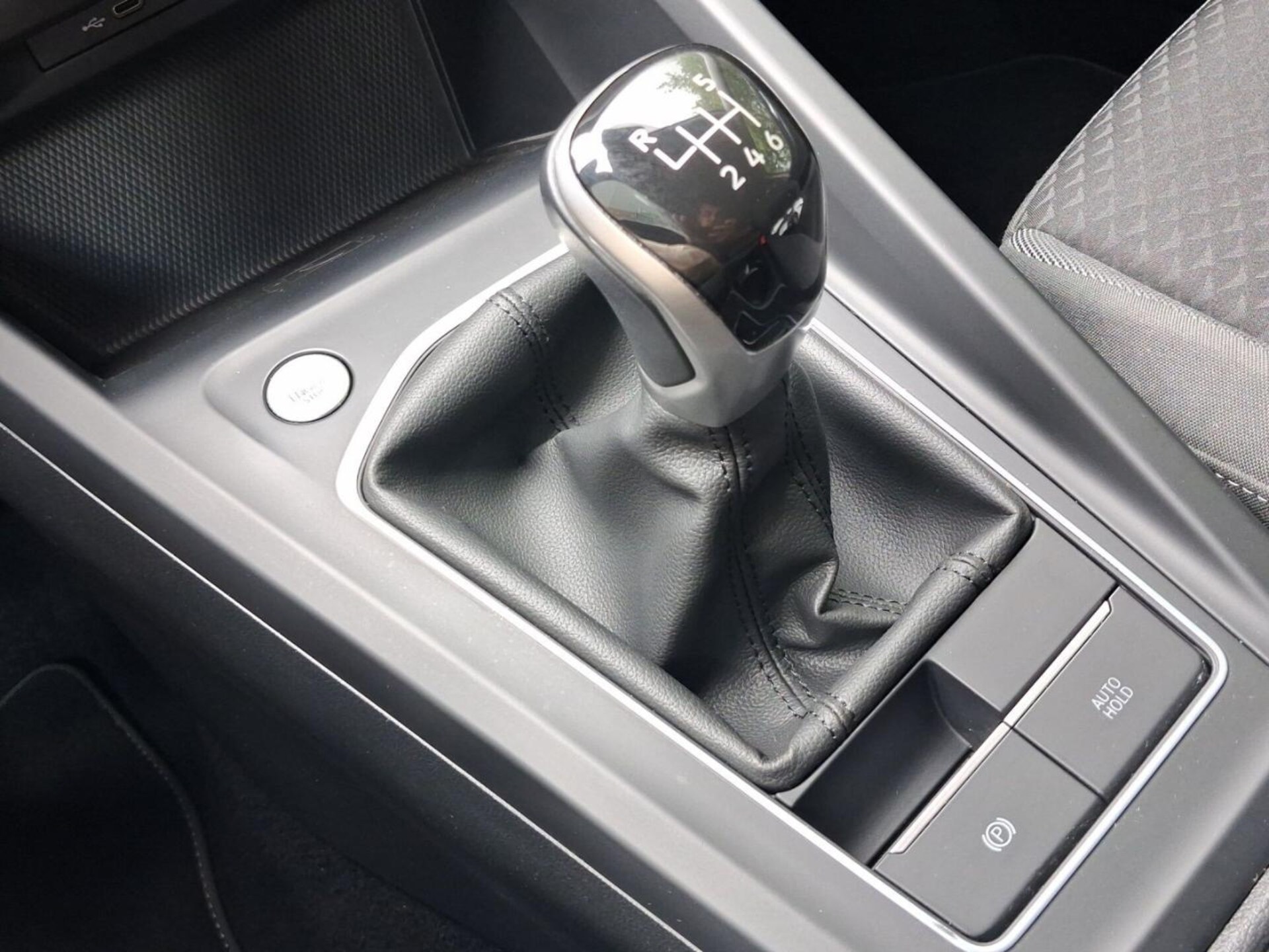 Volkswagen Golf Active