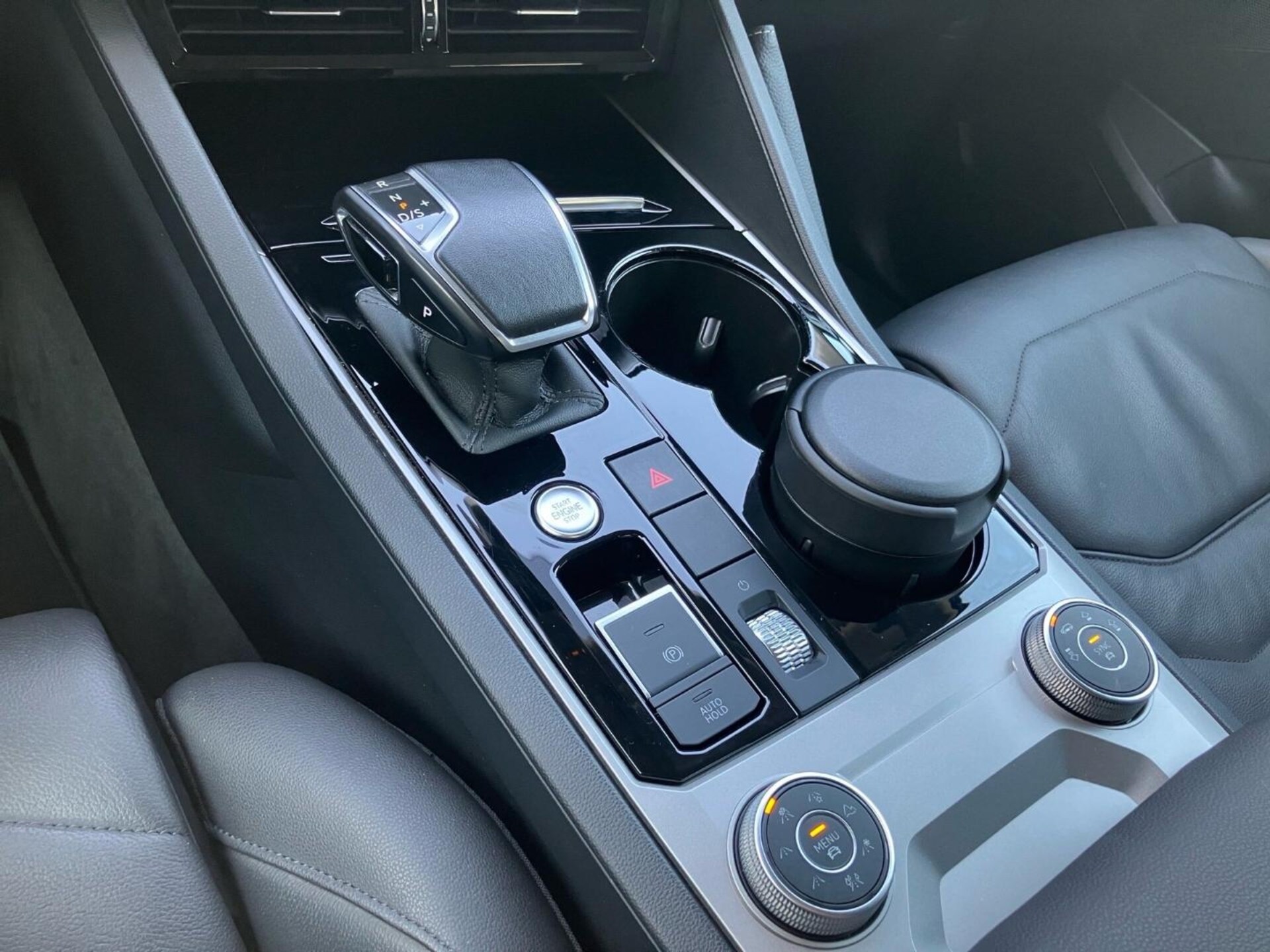 Volkswagen Touareg Elegance