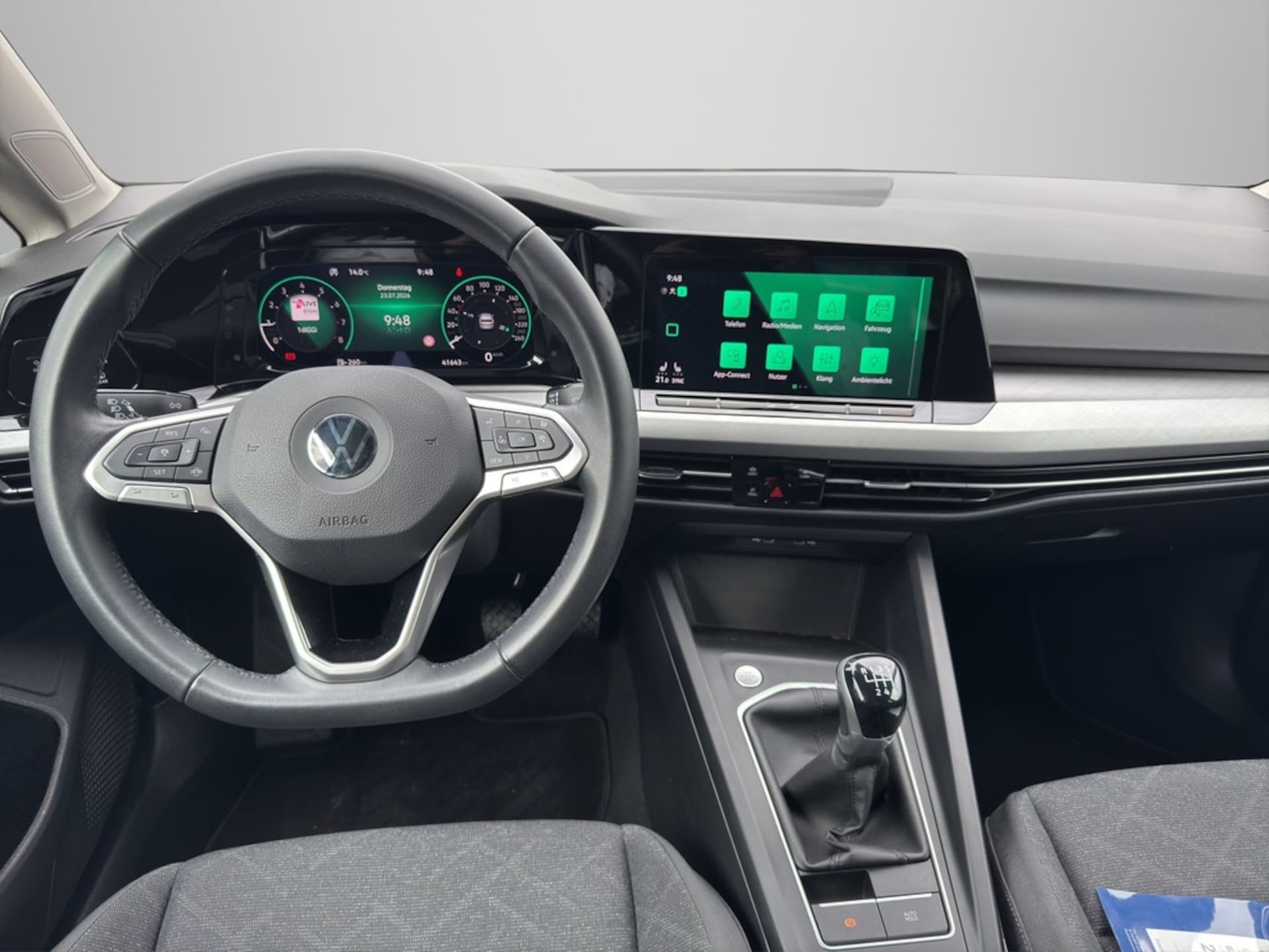 Volkswagen Golf Life