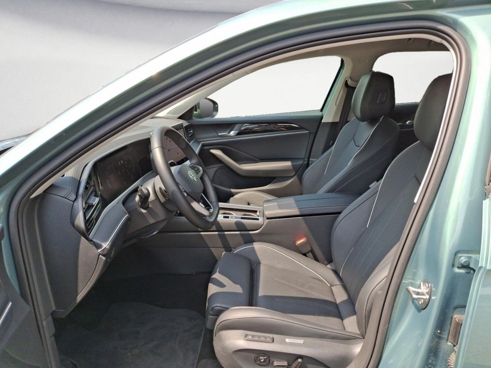 Volkswagen Passat – Bild 8