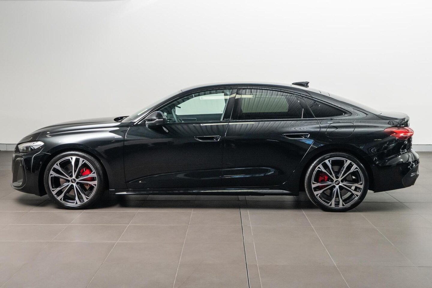 Image about Audi A5 Sedan TFSI e e-hybrid quattro 270 kW S tronic