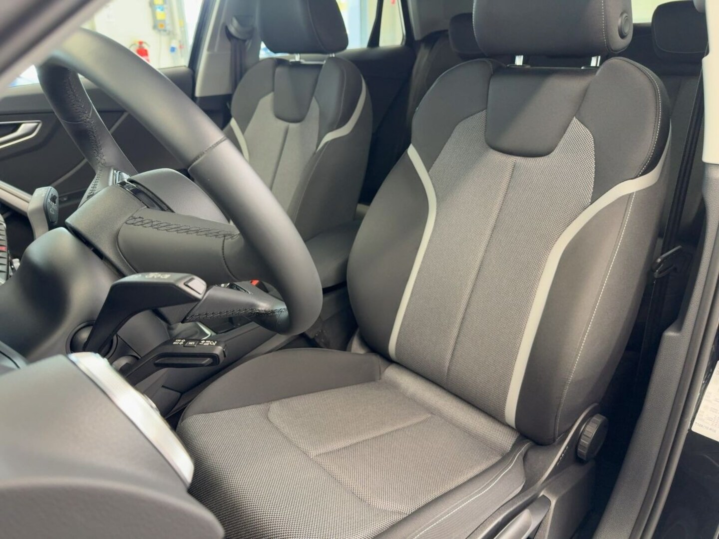 Bild über Audi Q2 advanced 30 TDI Schaltgetriebe - für weitere Informationen kontaktieren Sie den Audi Partner