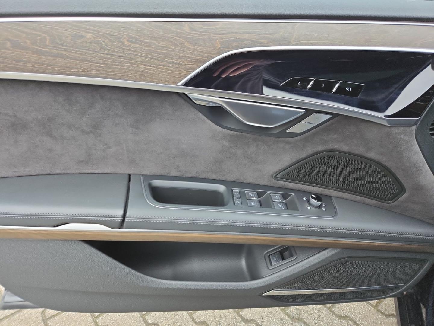 Image about Audi A8 55 TFSI quattro tiptronic
