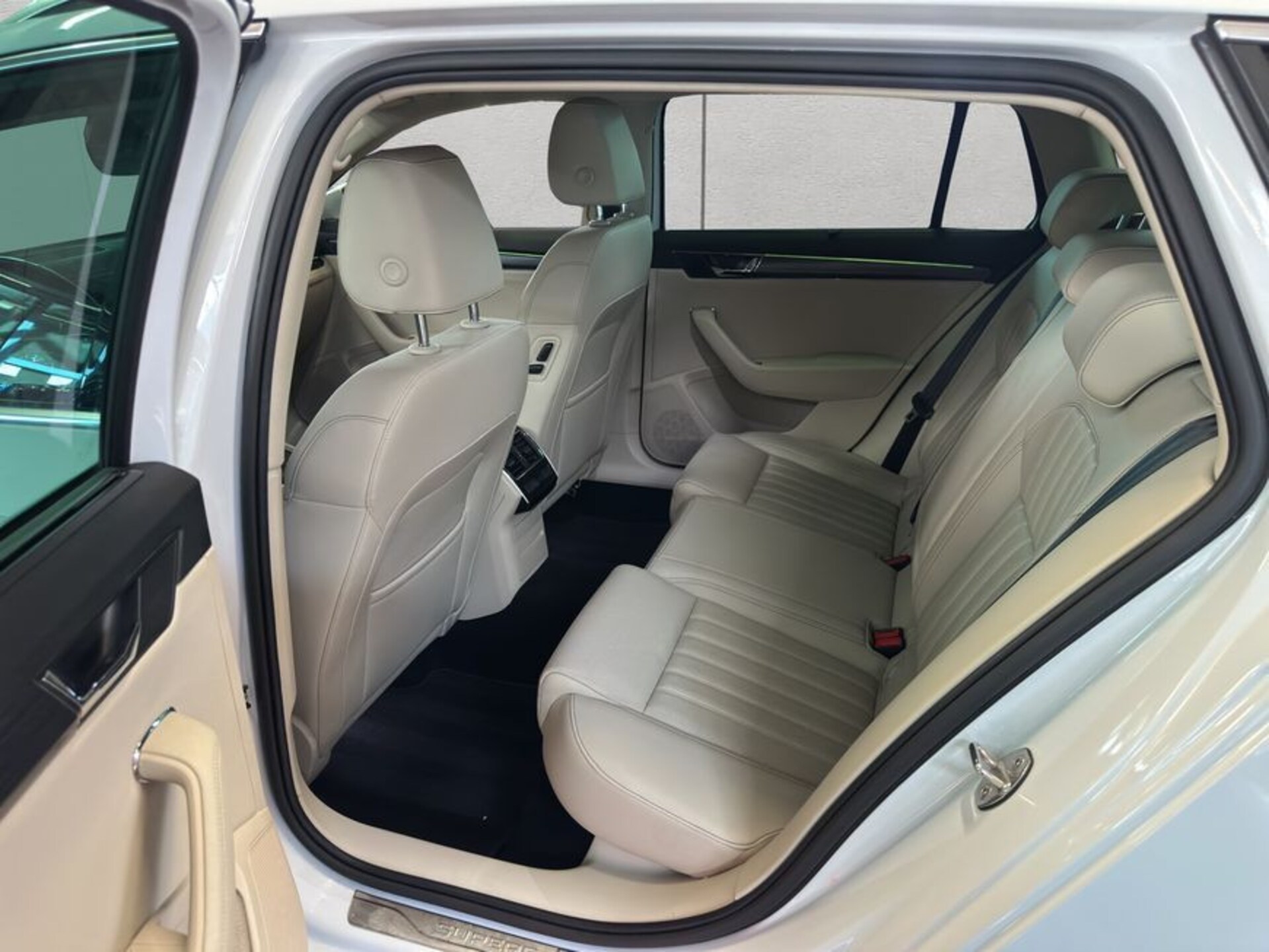 Skoda Superb Combi PREMIUM EDITION