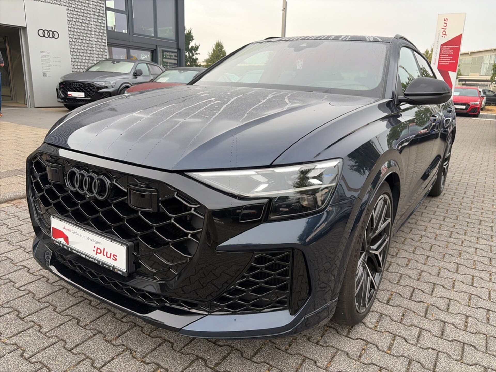 Audi RS Q8 SUV