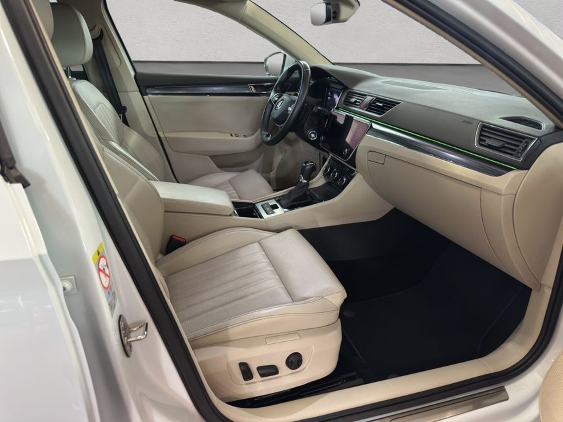Skoda Superb Combi PREMIUM EDITION