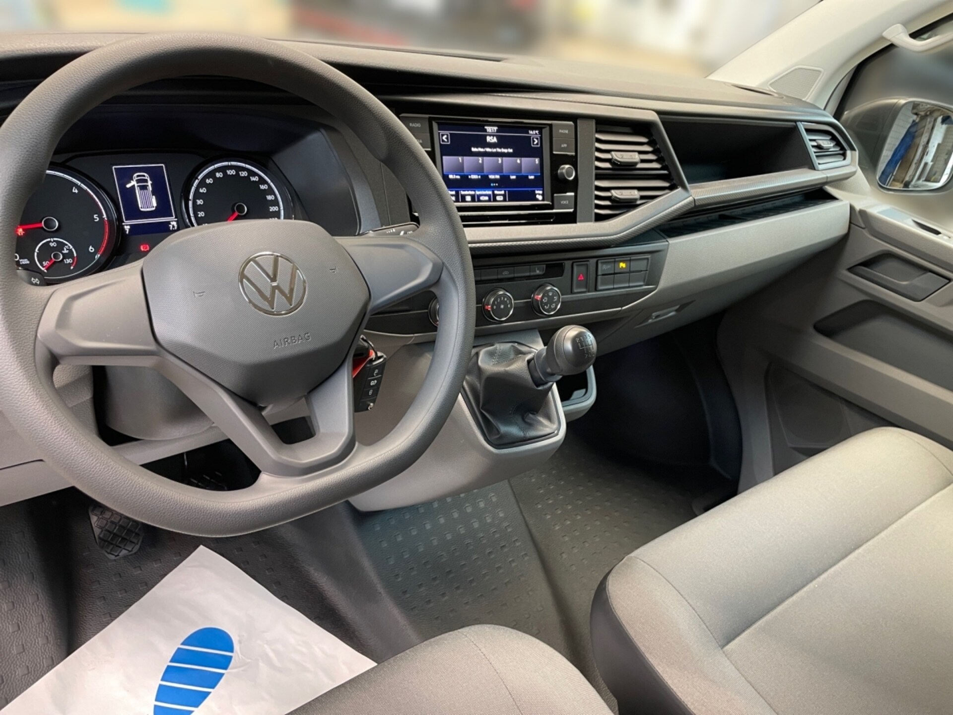 Volkswagen T6.1 Transporter Kasten kurzer Radstand