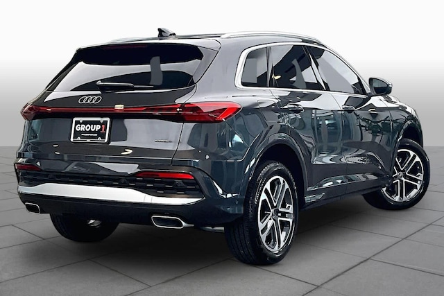 2025 Audi Q5 Premium - Photo 12
