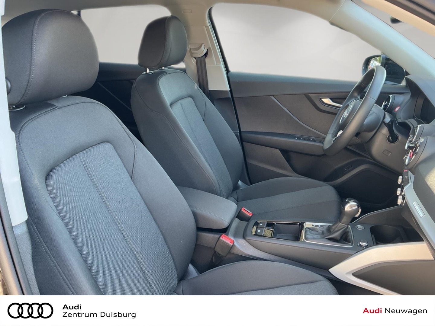 Bild über Audi Q2 advanced 35 TFSI S tronic - für weitere Informationen kontaktieren Sie den Audi Partner