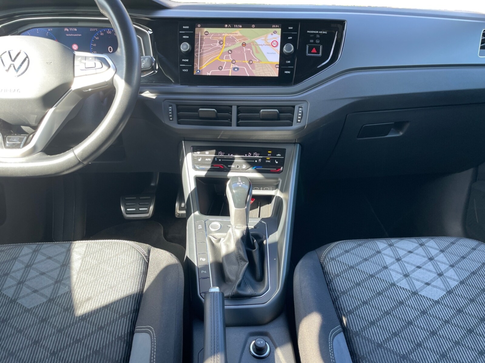 Volkswagen Polo – Bild 11