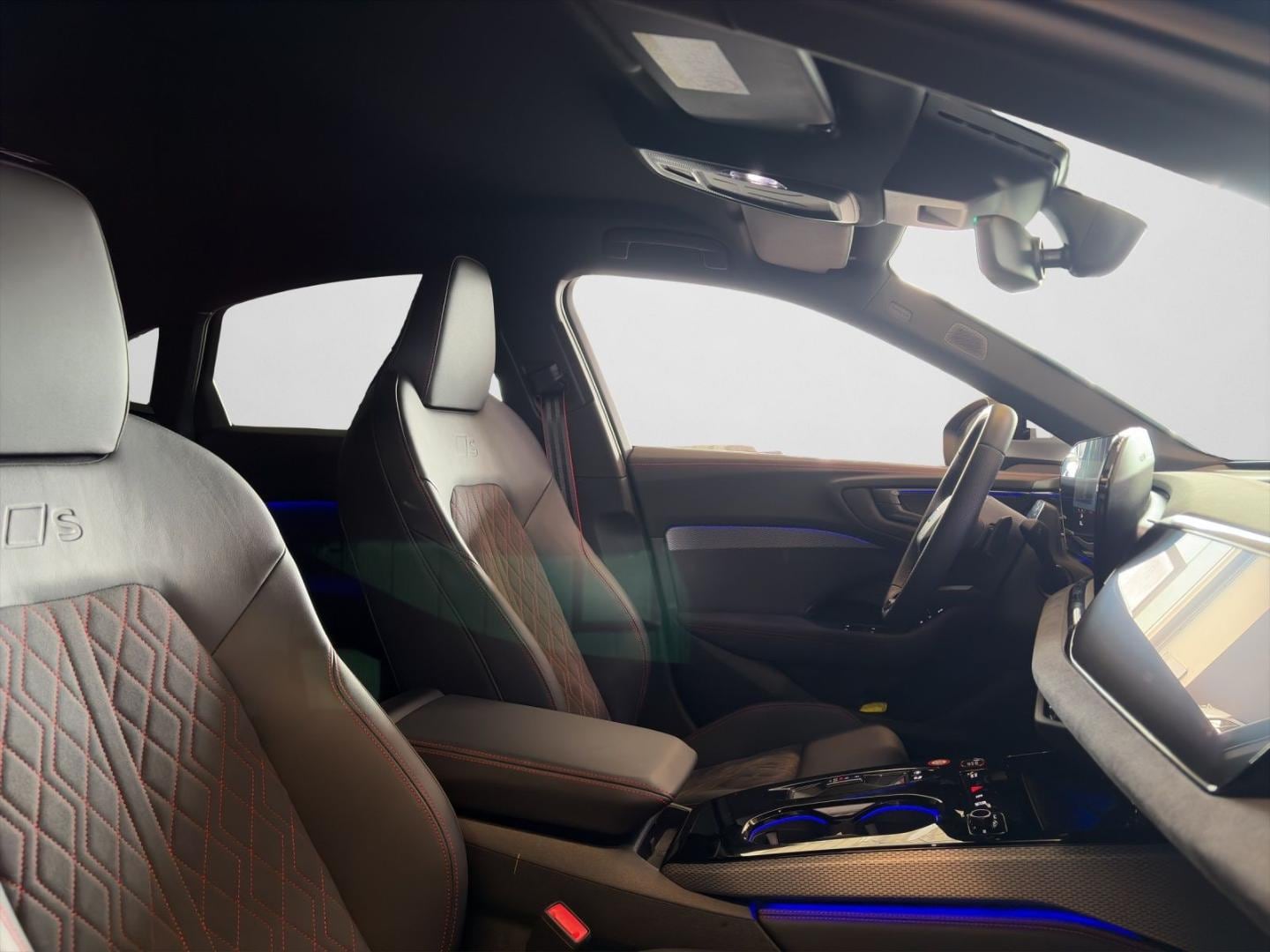 Bild über Audi S5 Limousine TFSI 270 kW S tronic - für weitere Informationen kontaktieren Sie den Audi Partner