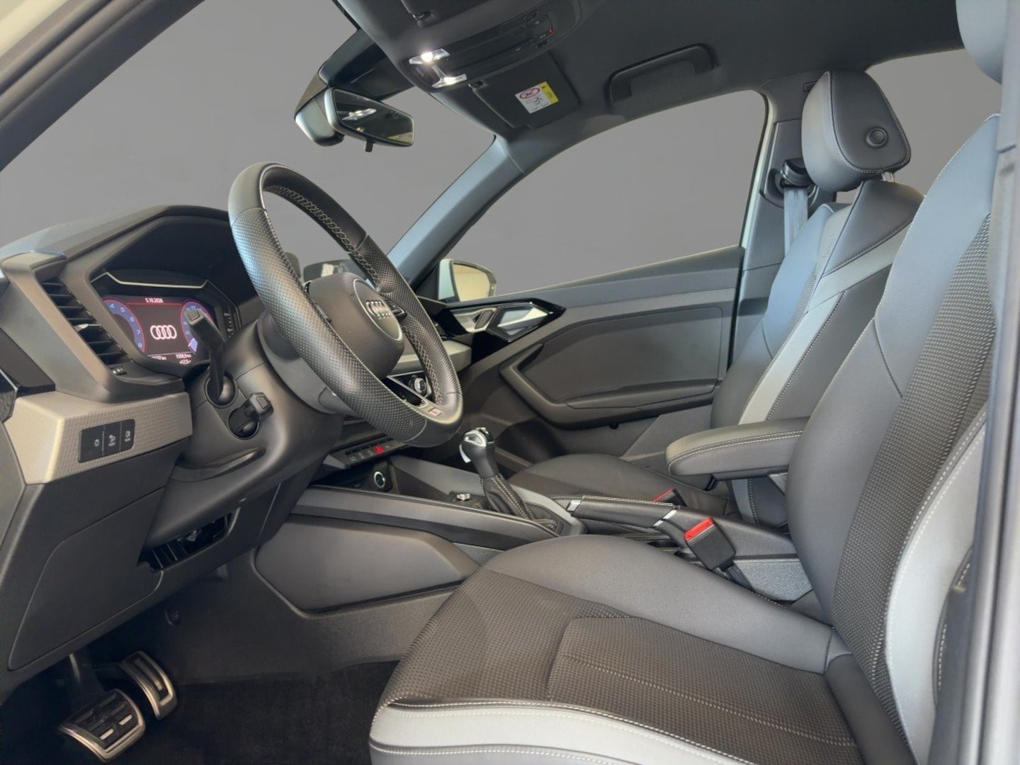 Bild über Audi A1 Sportback S line 30 TFSI S tronic - für weitere Informationen kontaktieren Sie den Audi Partner