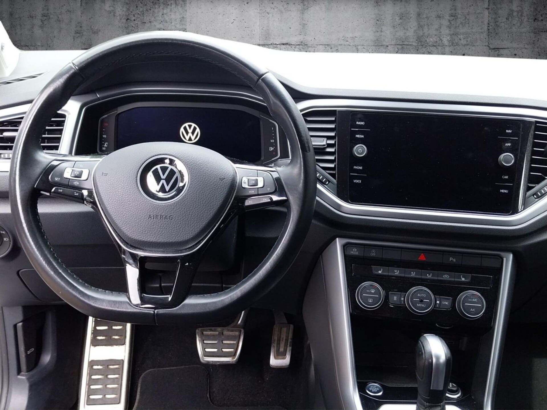 Volkswagen T-Roc Active