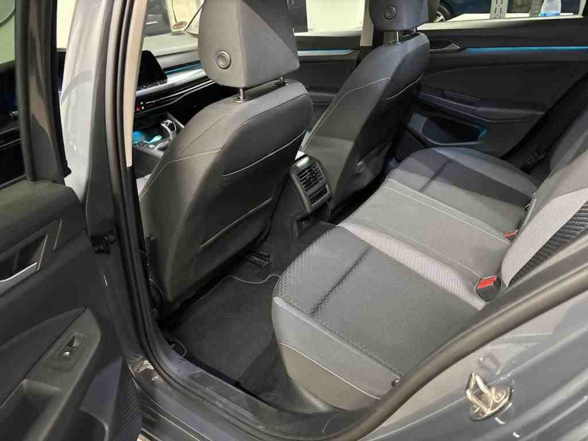 Volkswagen Golf Active