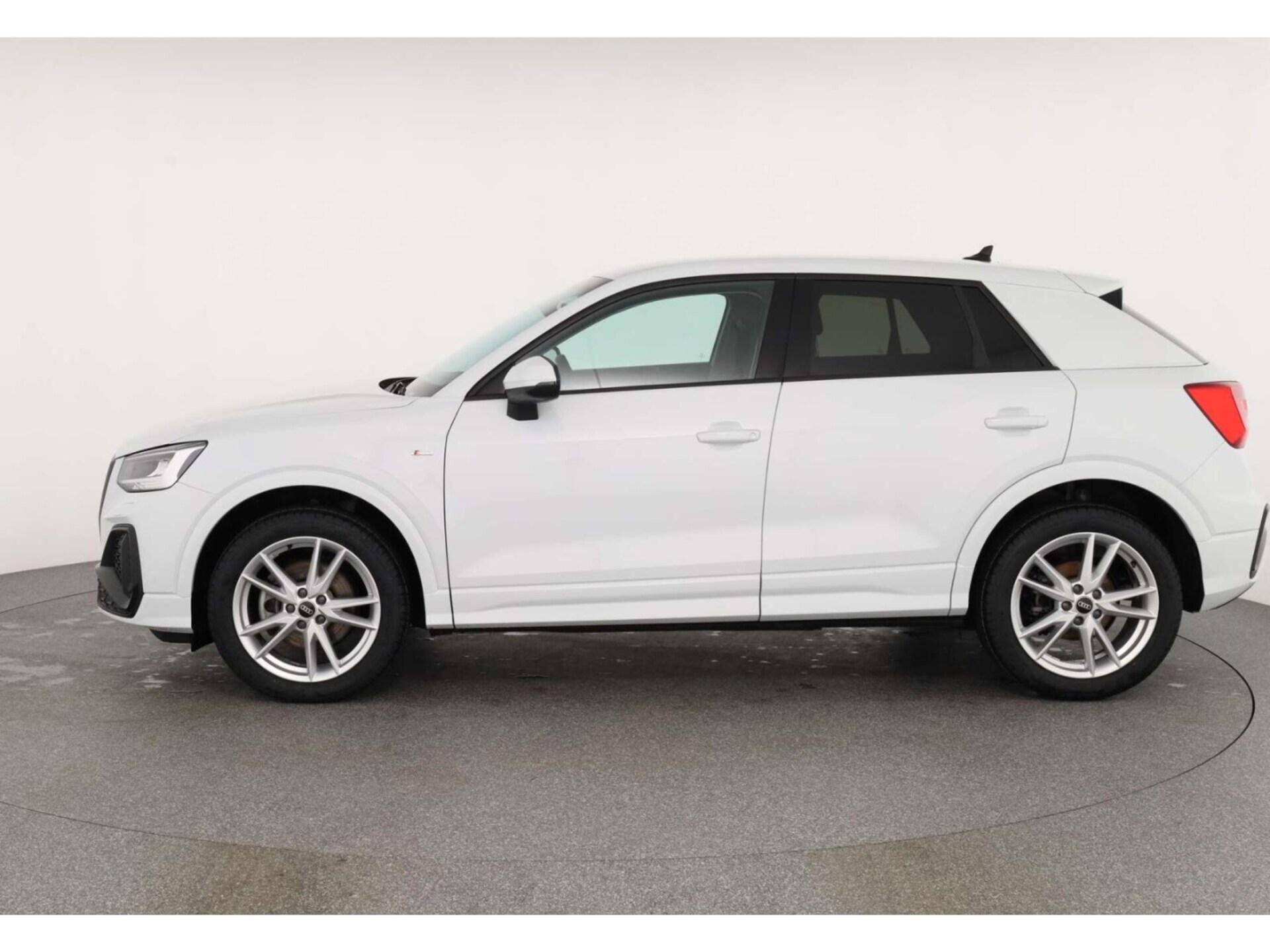 Audi Q2 S line