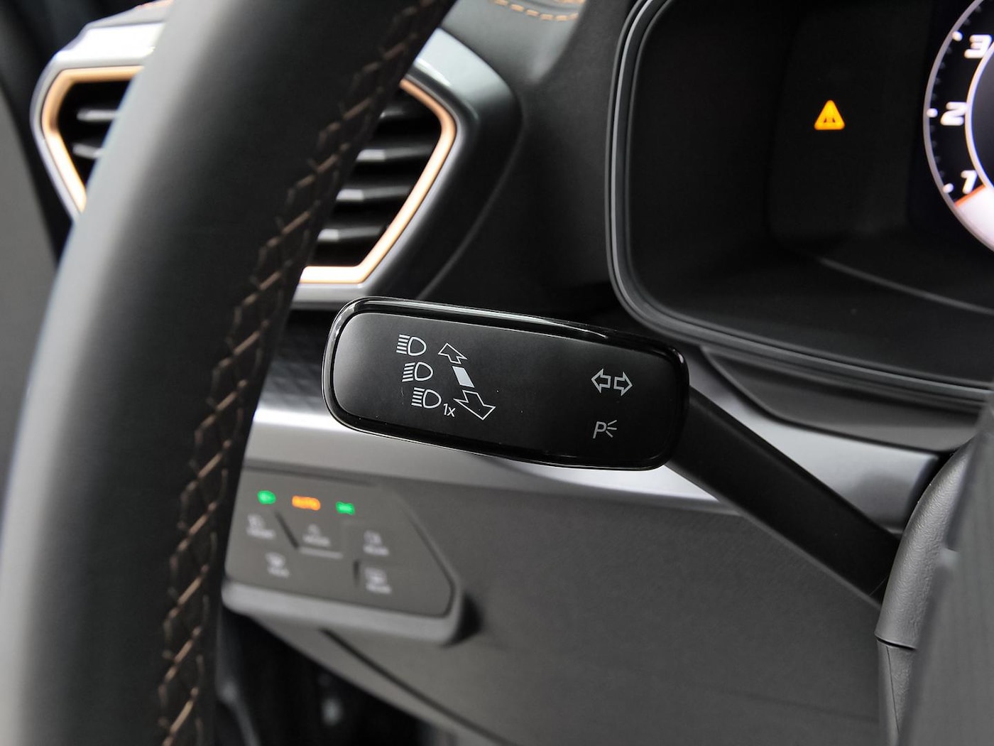 CUPRA Leon Sportstourer 1.5 eTSI DSG 110 kW (150 CV) — photo 15