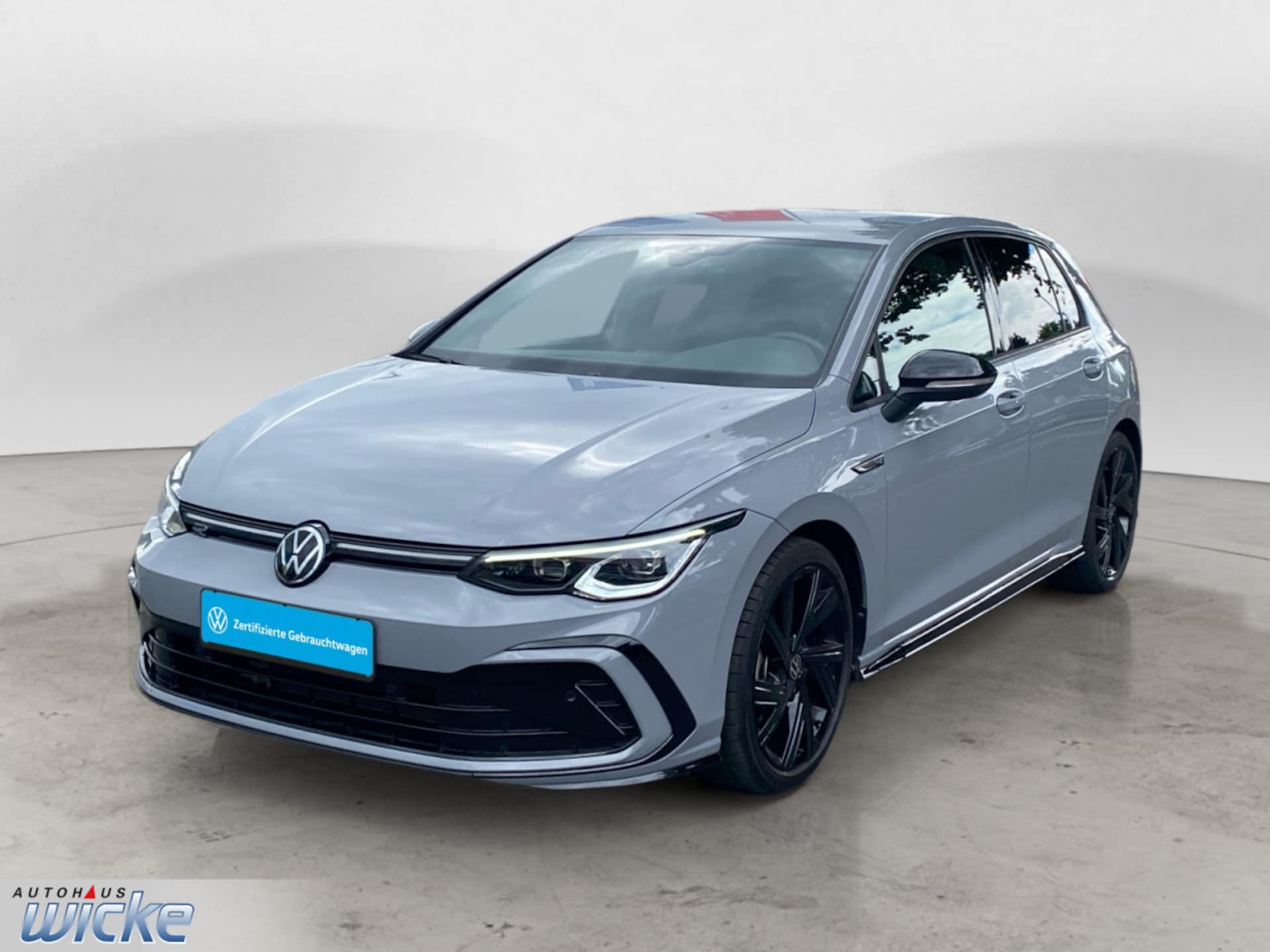 Volkswagen Golf R-Line