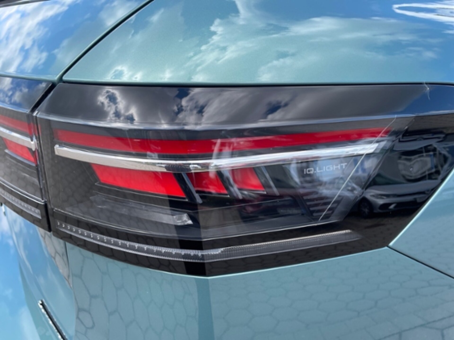 Volkswagen Passat Elegance