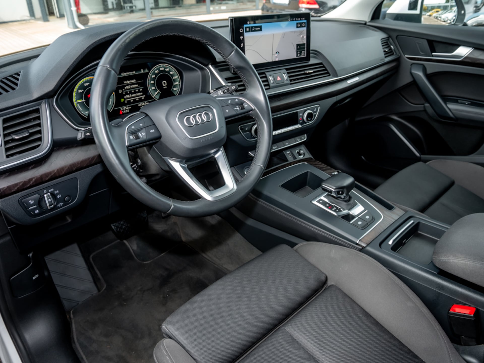 Audi Q5 TFSI e advanced