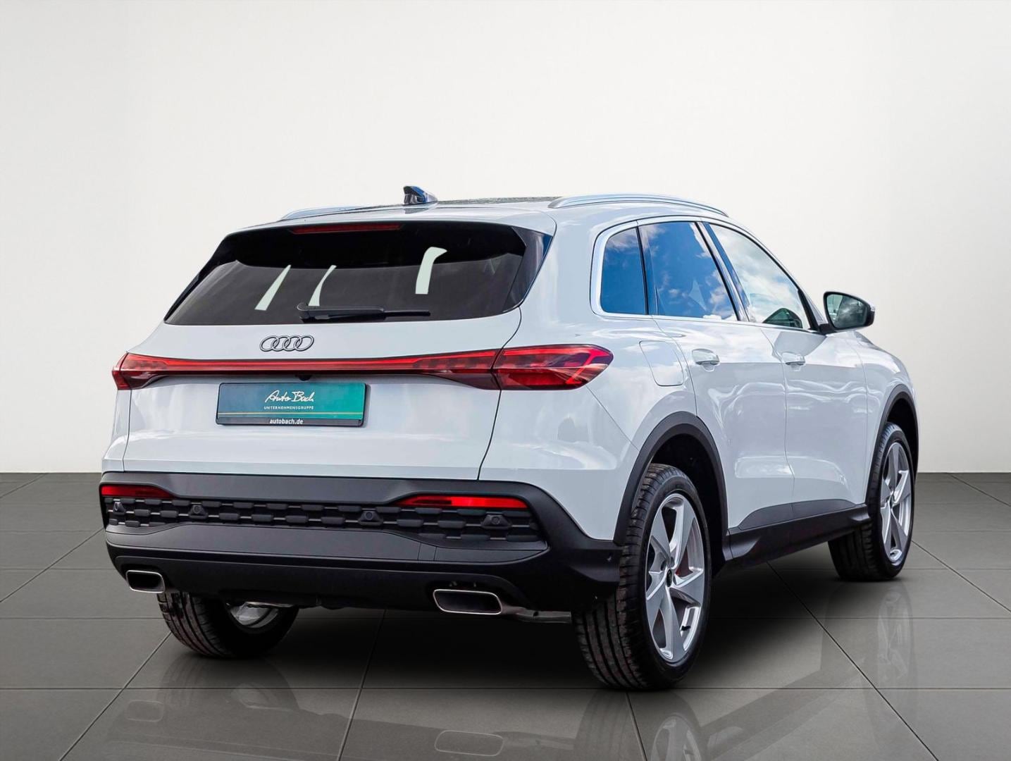 Bild über Audi Q5 SUV TFSI 150 kW S tronic - für weitere Informationen kontaktieren Sie den Audi Partner