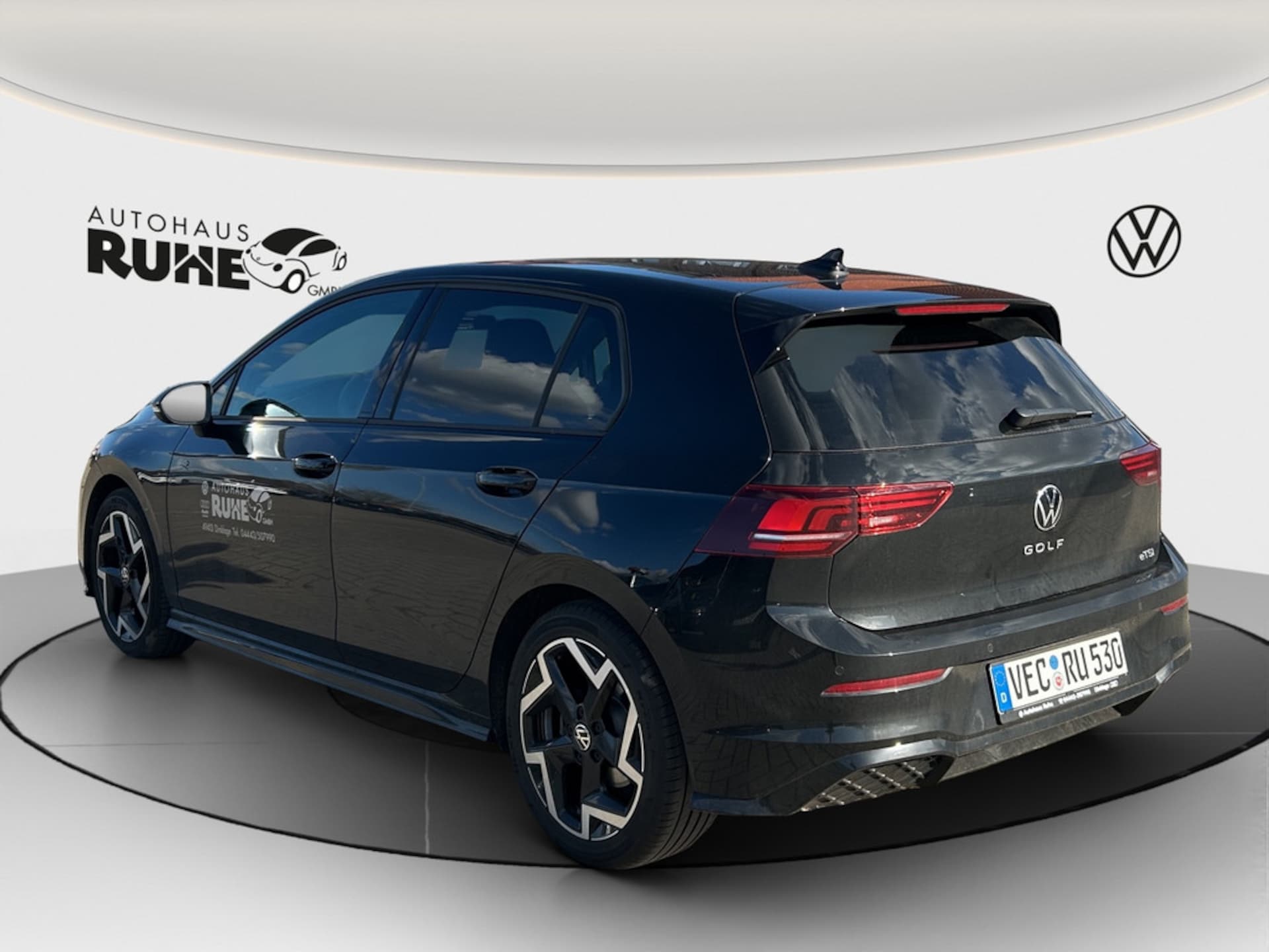 Volkswagen Golf R-Line