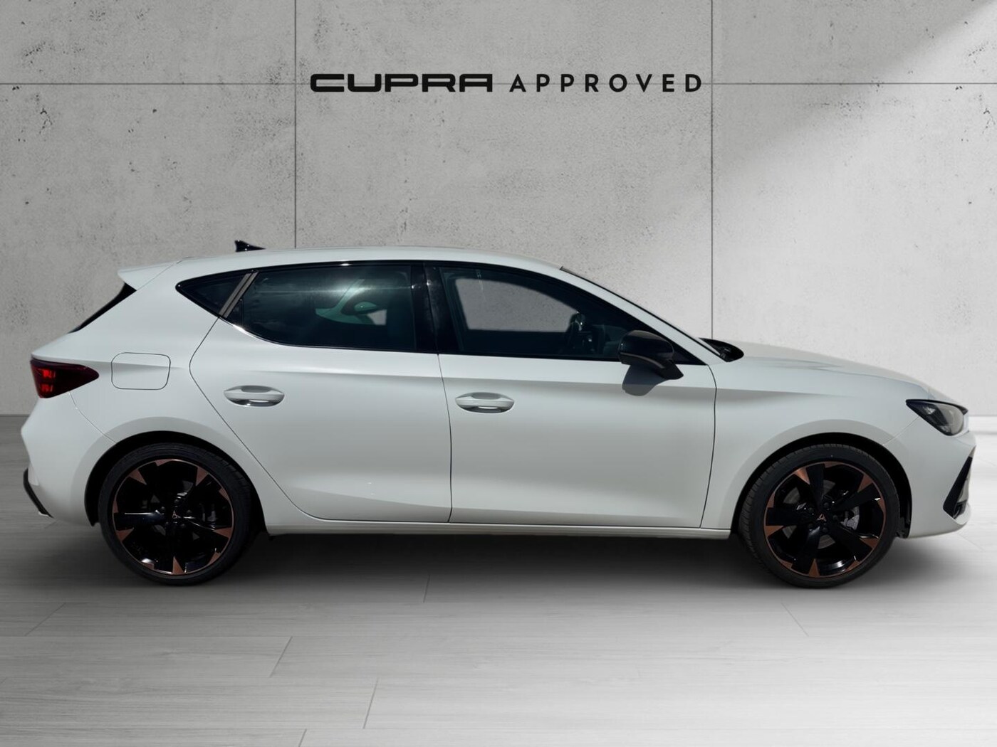 CUPRA Leon León 1.5 TSI e-Hybrid DSG 150 kW (204 CV) — photo 3