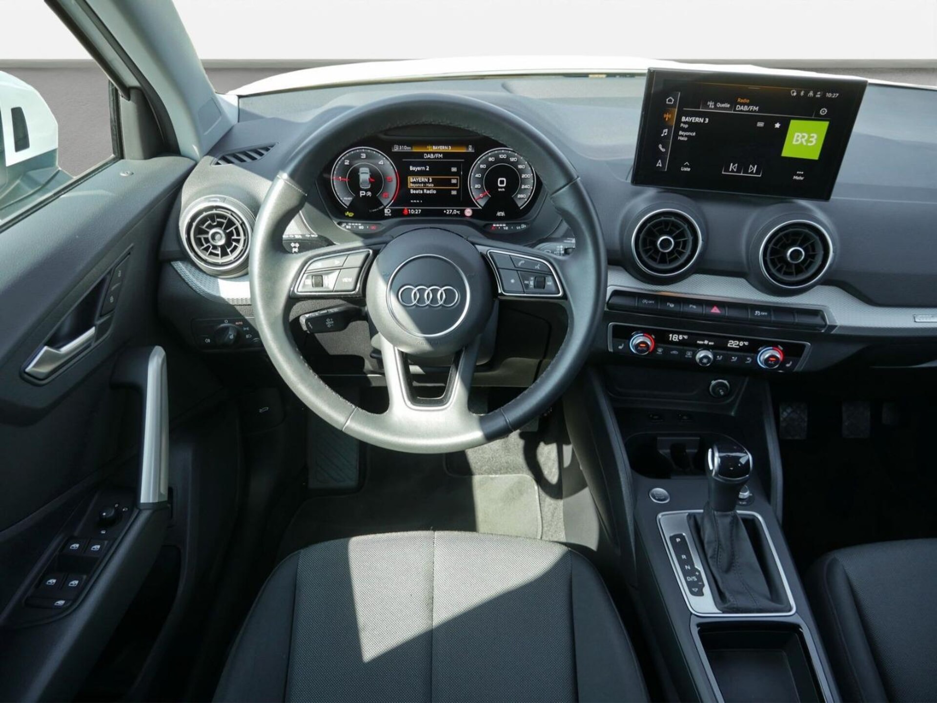 Audi Q2 S line
