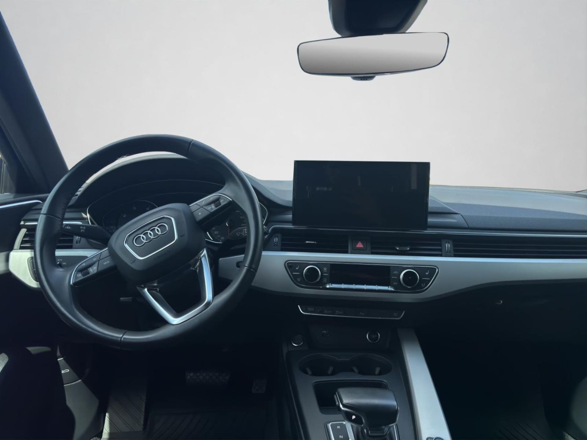 Audi A4 Avant S line