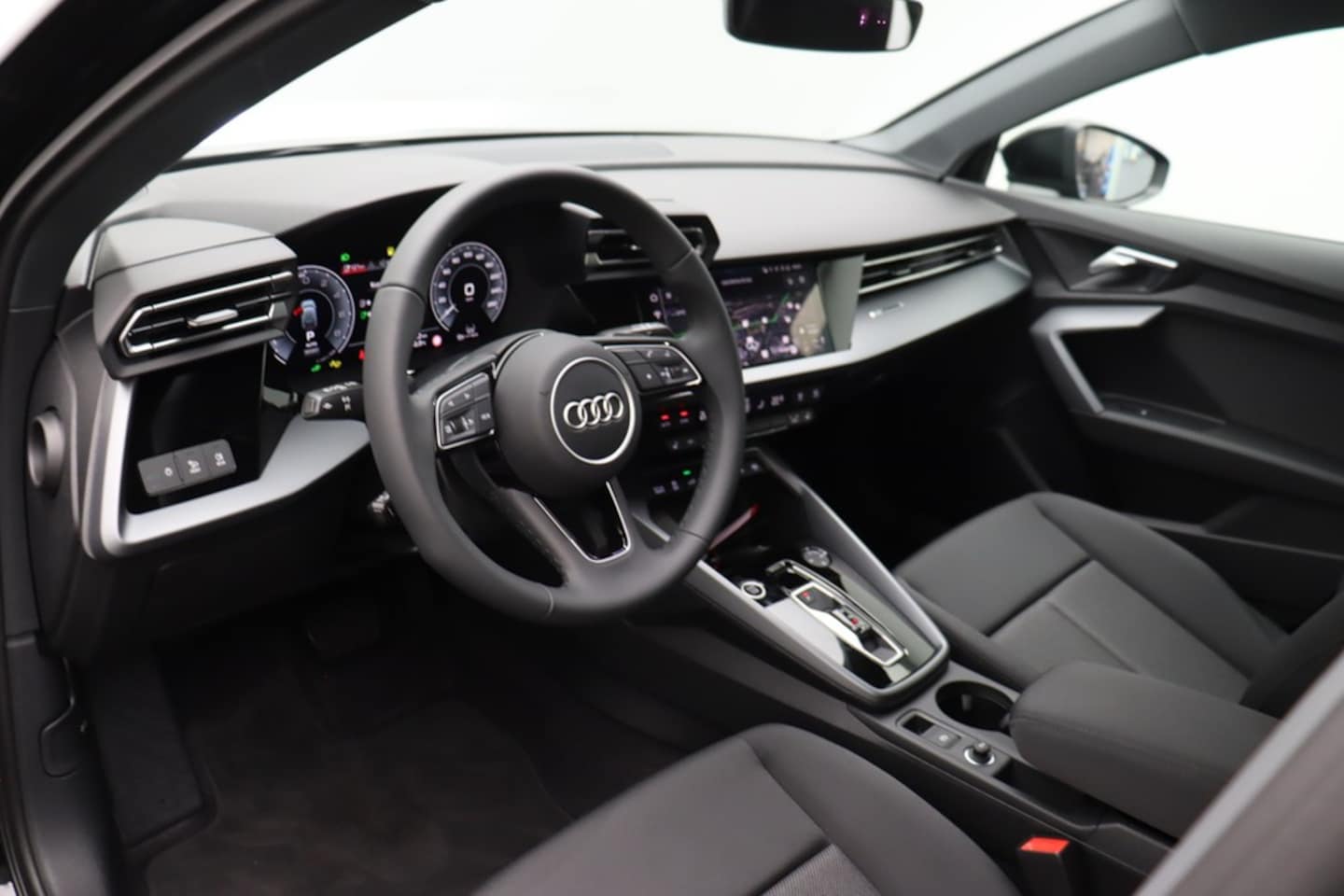 Bild über Audi A3 Sportback TFSI e TFSI e 150 kW S tronic - für weitere Informationen kontaktieren Sie den Audi Partner
