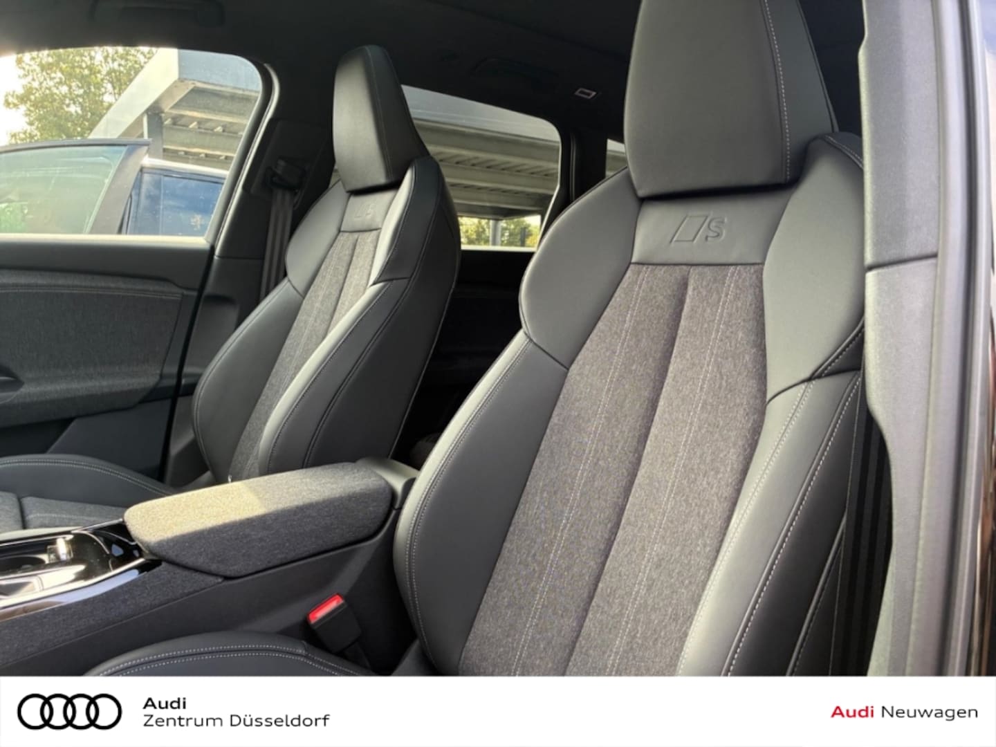 Bild über Audi Q6 SUV e-tron S line business e-tron performance 225 kW - für weitere Informationen kontaktieren Sie den Audi Partner