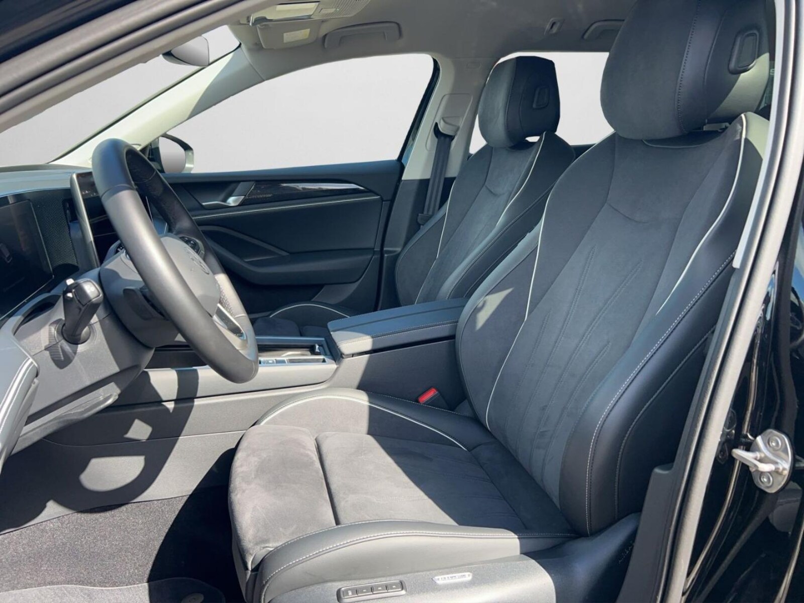 Volkswagen Passat – Bild 12
