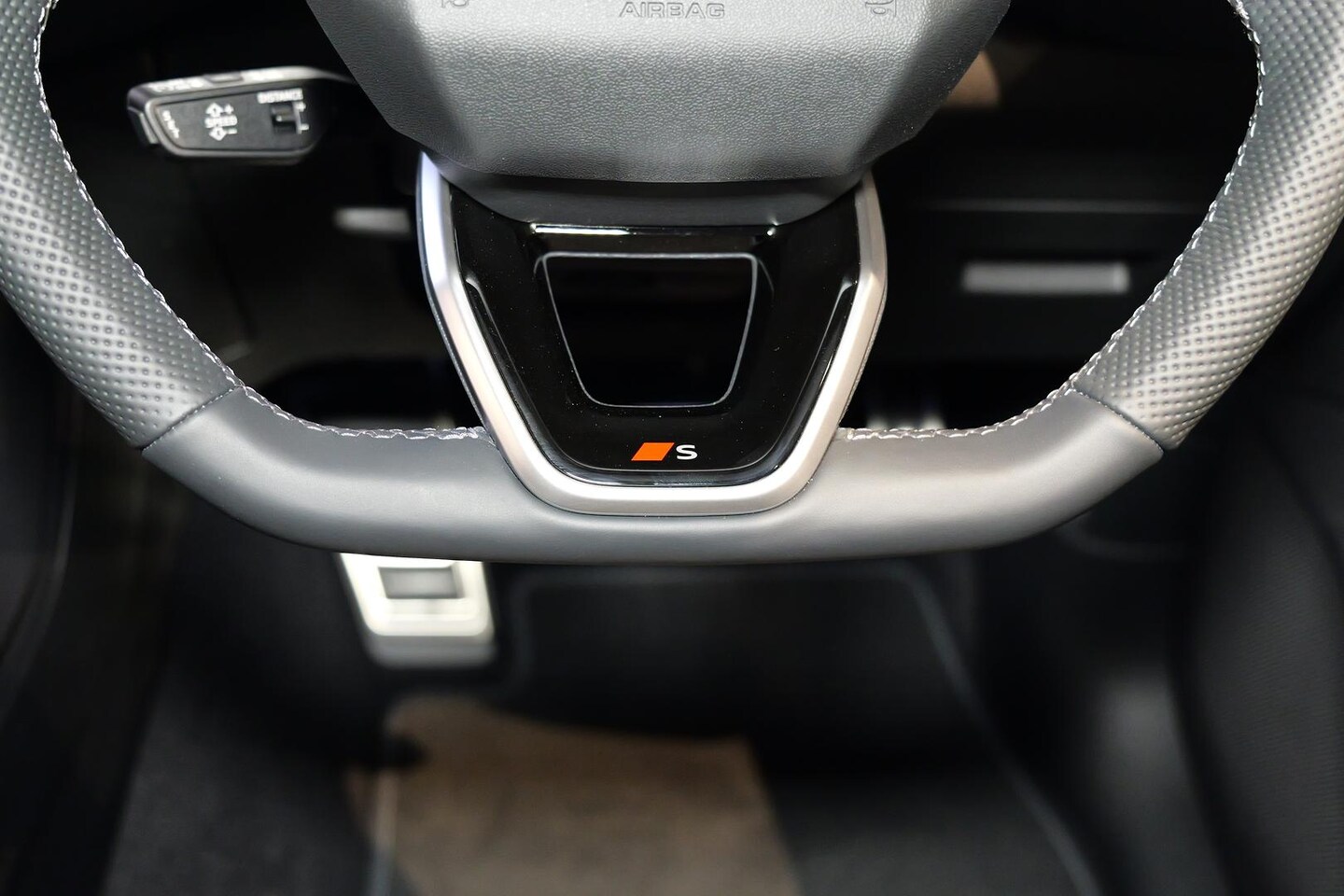 Image about Audi Q5 SUV e-hybrid quattro S tronic