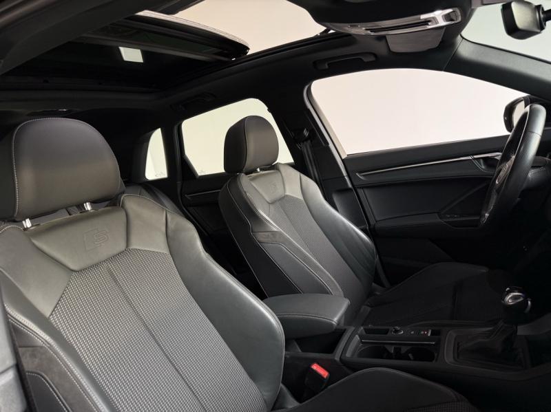 Image about Audi Q3 TFSI e S line 45 TFSI e 180 kW (245 ch) S tronic