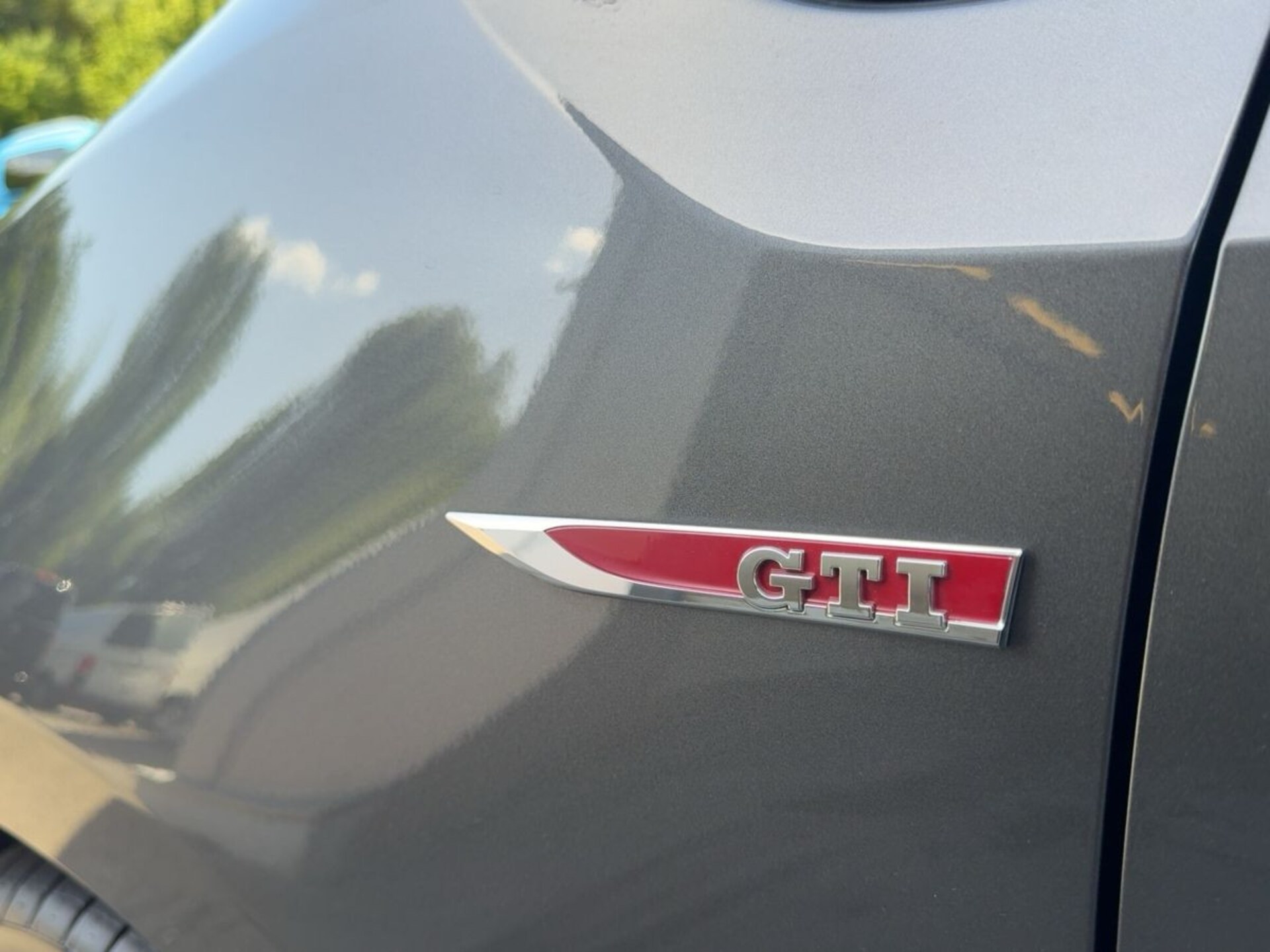Volkswagen up! GTI