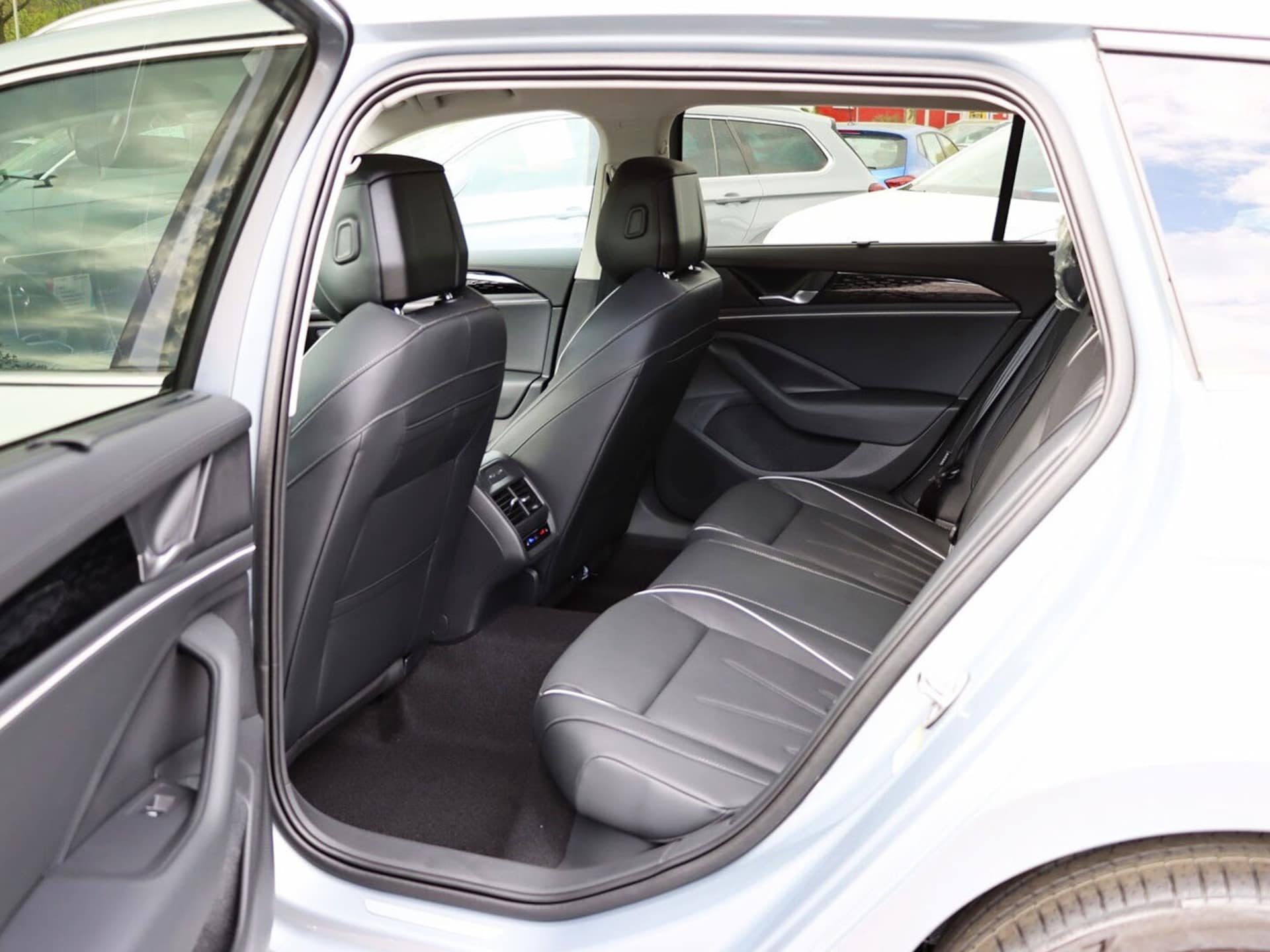 Volkswagen Passat Elegance