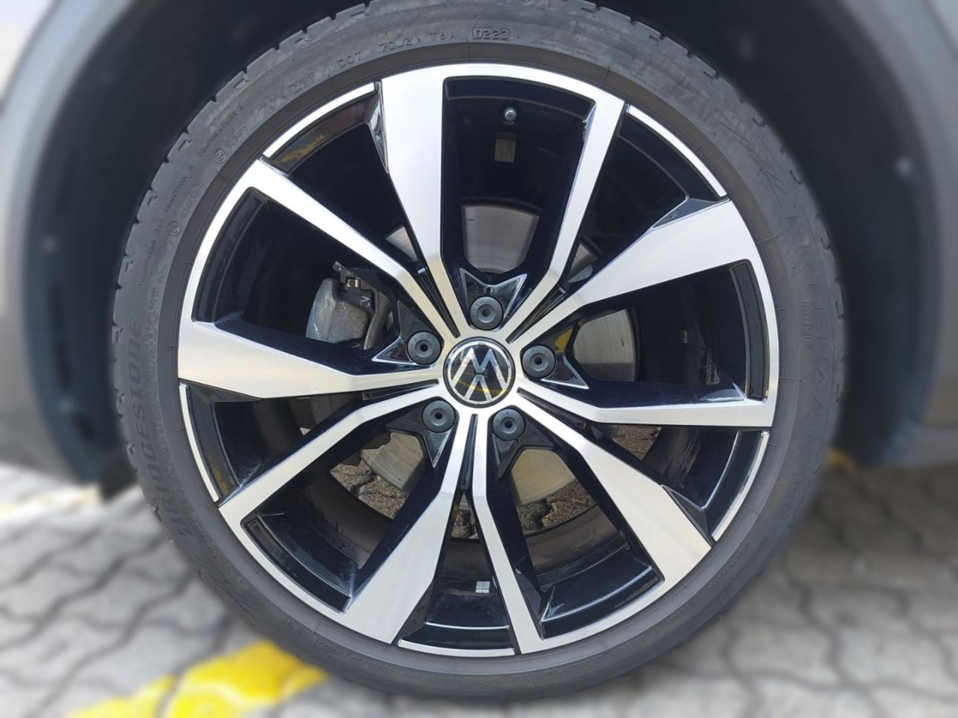Volkswagen T-Roc R-Line