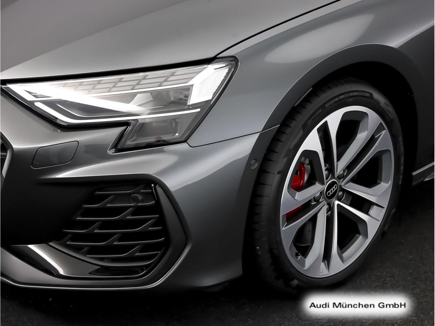 Bild über Audi S3 Sportback TFSI quattro S tronic - für weitere Informationen kontaktieren Sie den Audi Partner