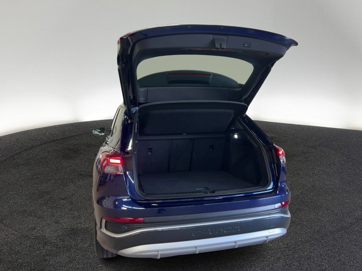 Bild über Audi Q4 e-tron 45 e-tron quattro - für weitere Informationen kontaktieren Sie den Audi Partner