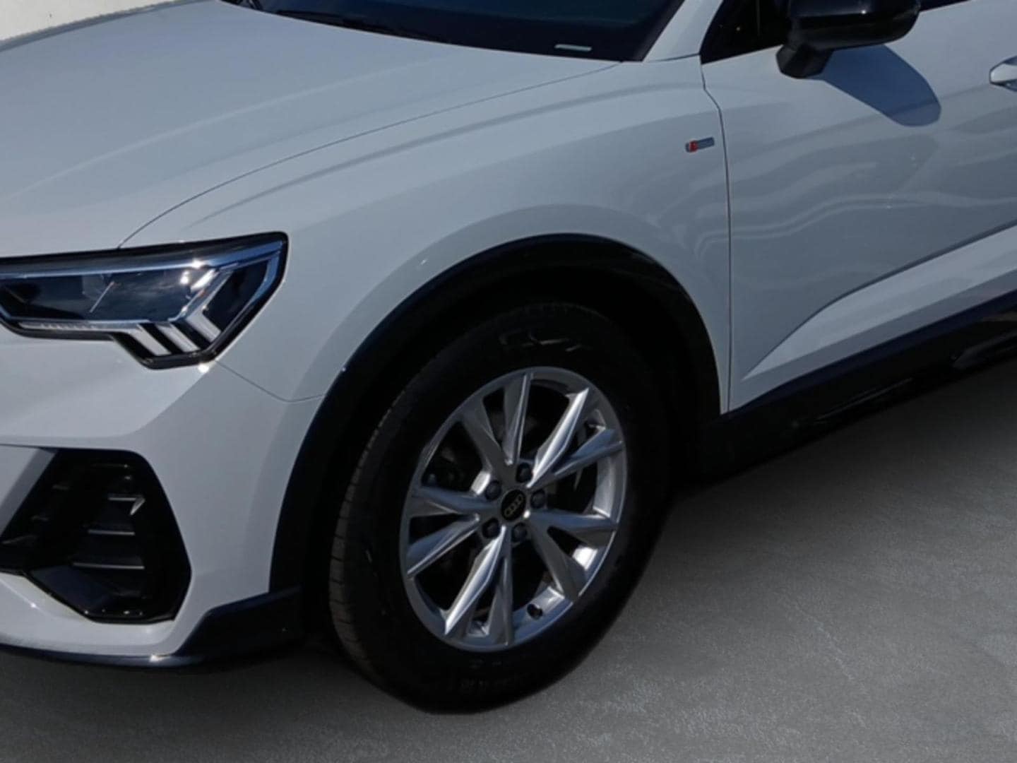 Bild über Audi Q3 Sportback S line 35 TFSI S tronic - für weitere Informationen kontaktieren Sie den Audi Partner