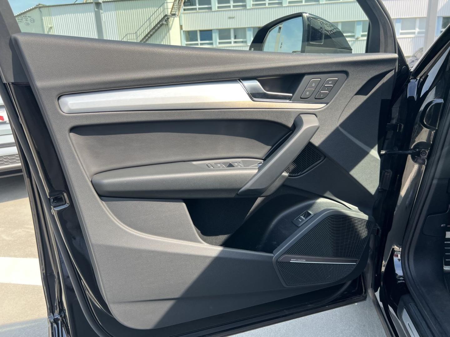 Image about Audi SQ5 Sportback TDI tiptronic