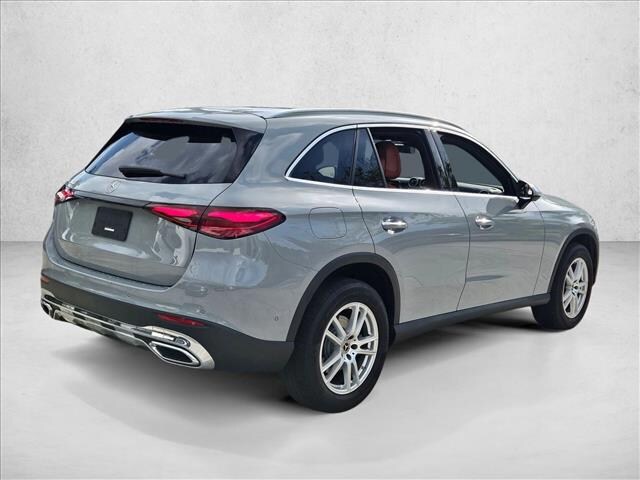 2025 Mercedes-Benz GLC 300