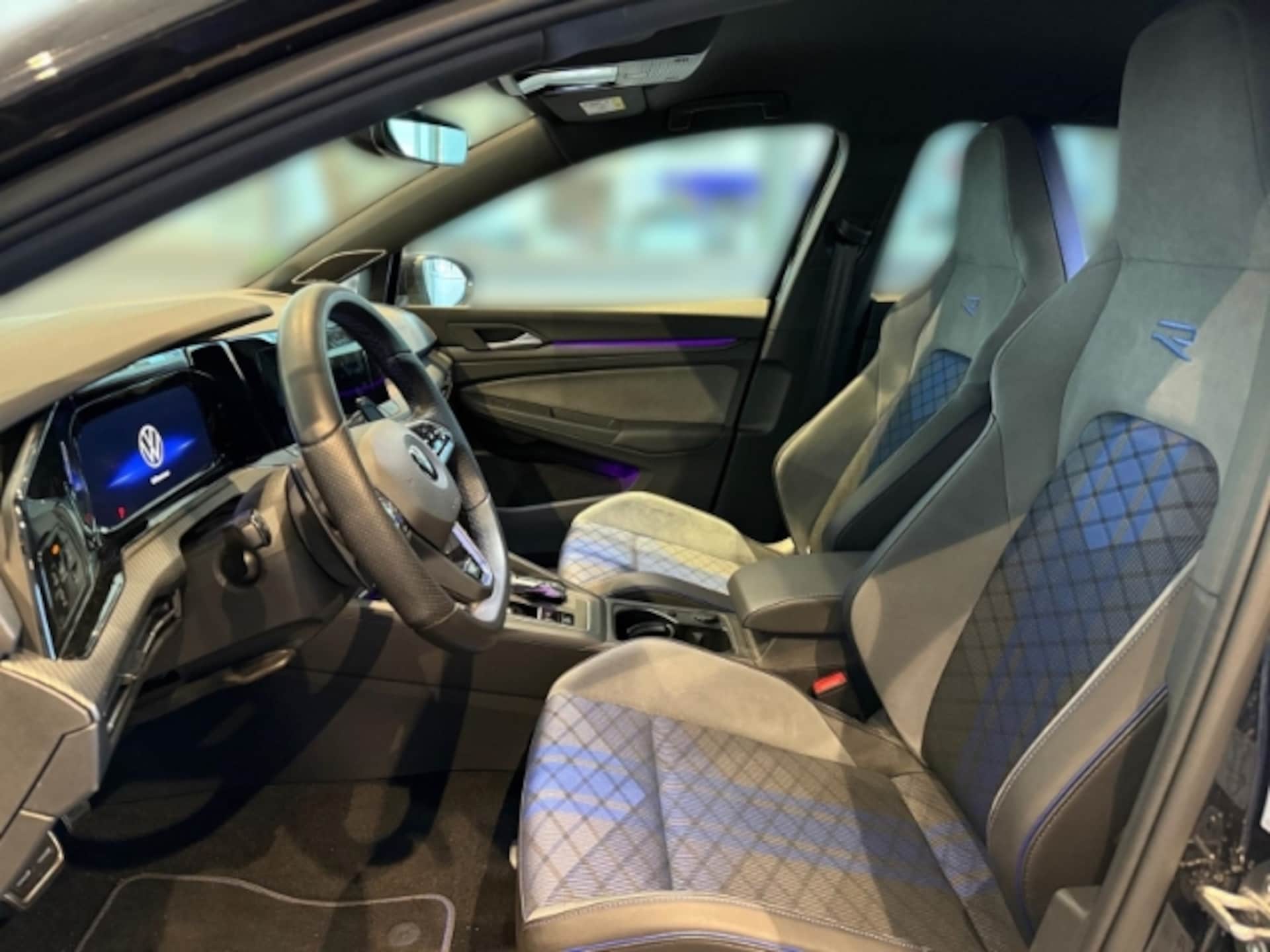 Volkswagen Golf R