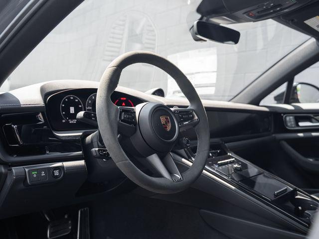 2025 Porsche Panamera