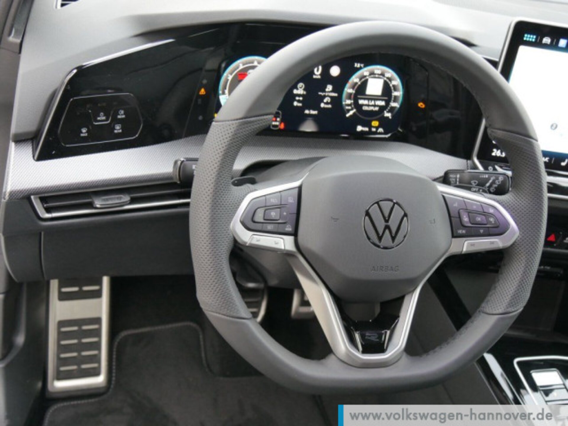 Volkswagen Golf R-Line
