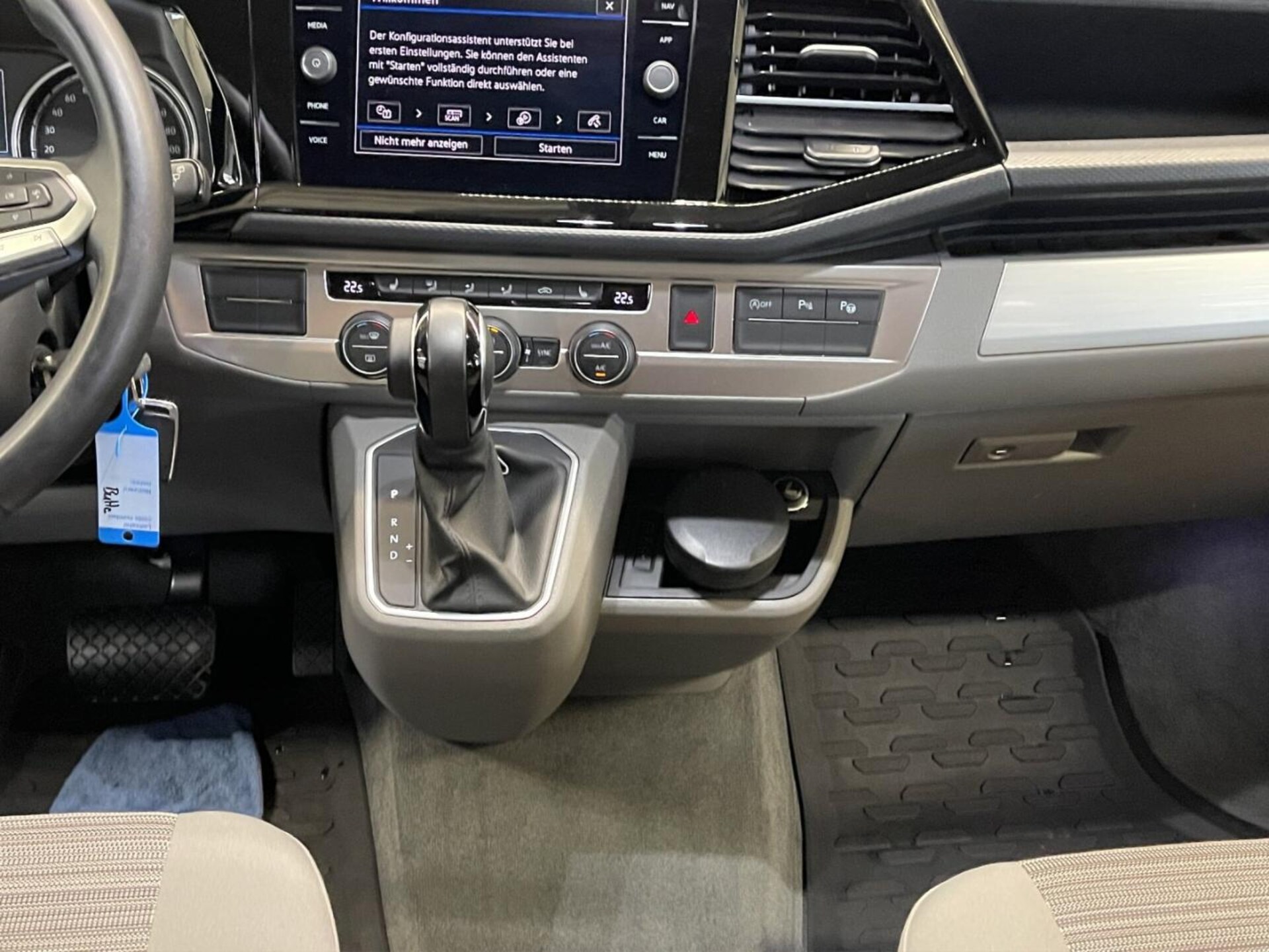 Volkswagen T6.1 California Beach